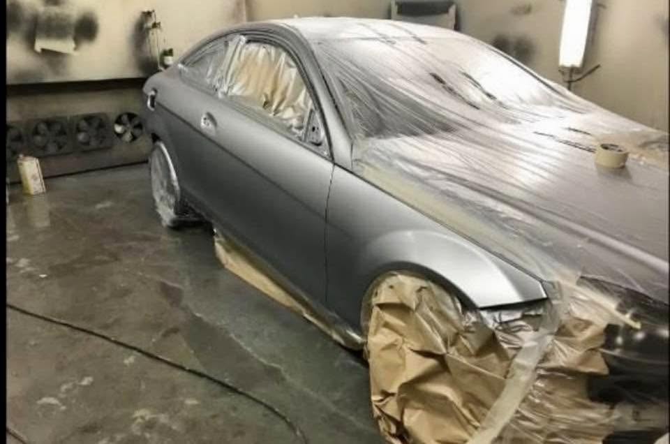 Mercedes C-Class paint refinishing during repair